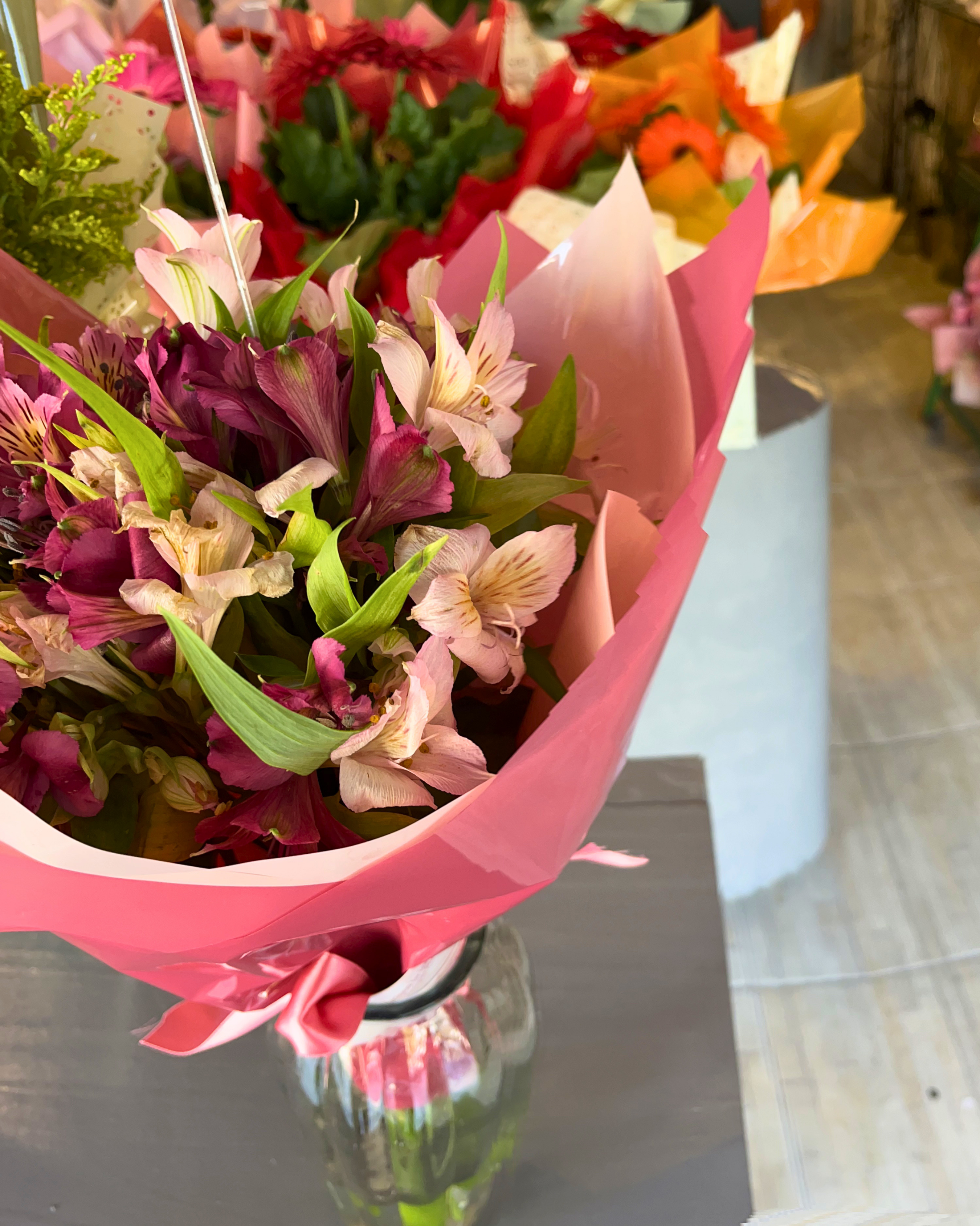 Assinatura floral para empresas e residências em Carapicuíba